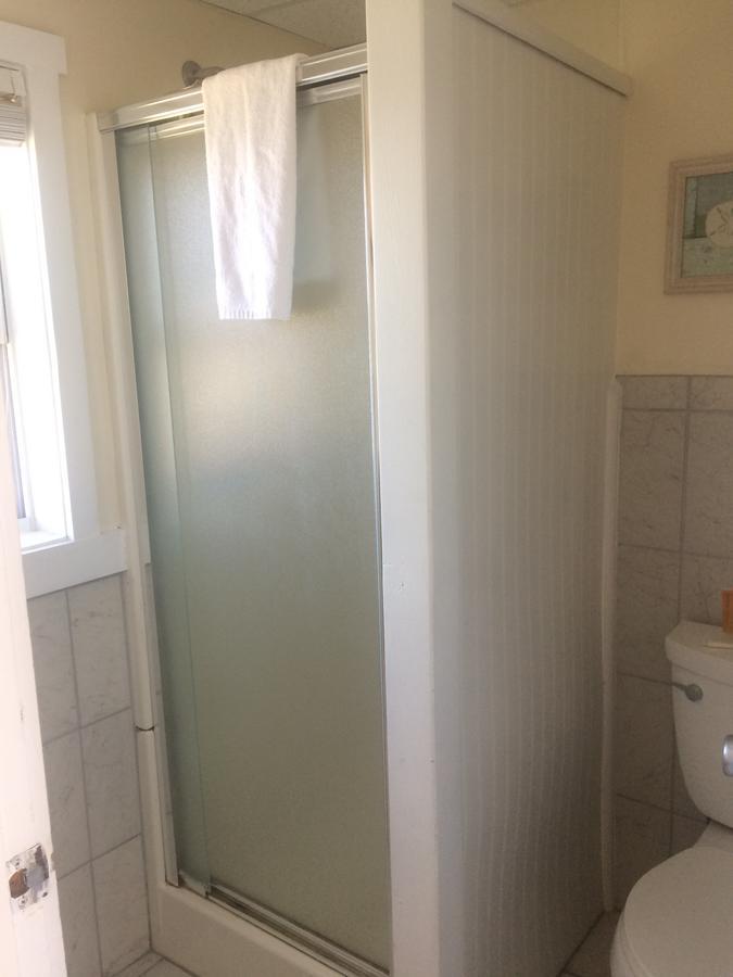 Sea Shell Motel Westerly Buitenkant foto